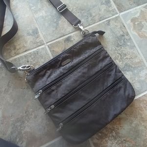 Baggallini cheetah print Crossbody 👛